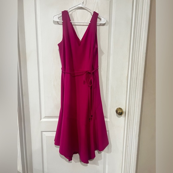 WILL NOT TAKE LESS Vince Camuto Asymmetric Hem Scuba Crepe Dress - Picture 2 of 9